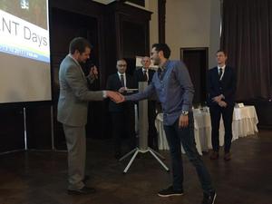 Firas Haroun bei der Übergabe des Johann Nepomuk Czermak Preises.